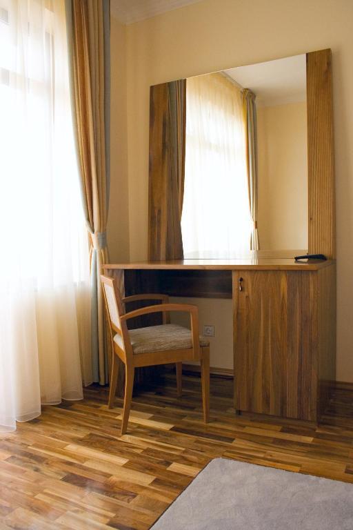 Anthimos Băile Felix Quarto foto